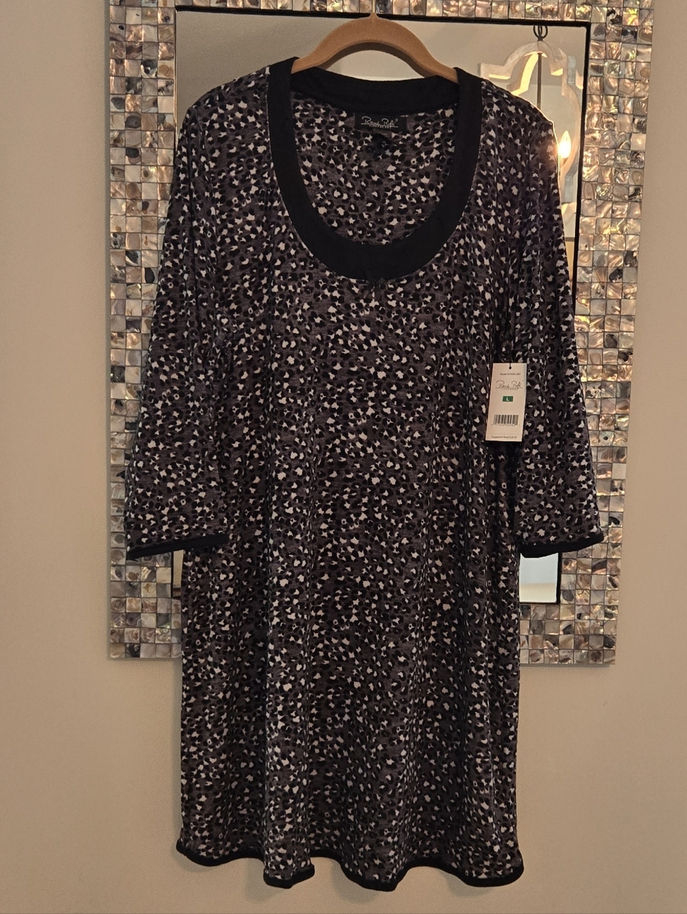 Renee Rolf Women's Black & Gray Printed Scoop Neck Nightgown